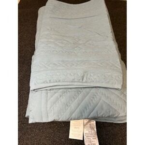 BedSure Light Blue Quilted Blanket Throw Geometric Pattern Soft Cozy Twin